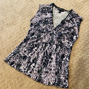 Sleeveless purple and black top